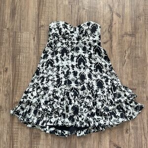Marchesa Notte Sz 6 Strapless Dress